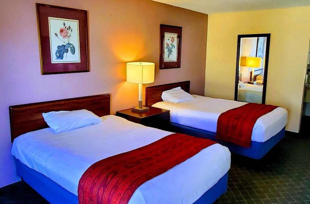 Red Roof Inn & Suites Томасвилл Экстерьер фото