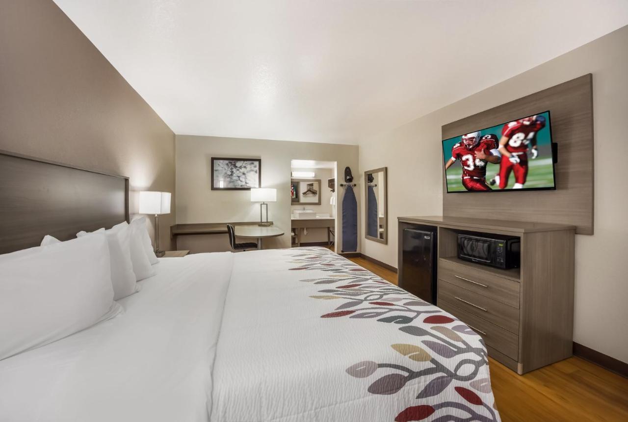 Red Roof Inn & Suites Томасвилл Экстерьер фото